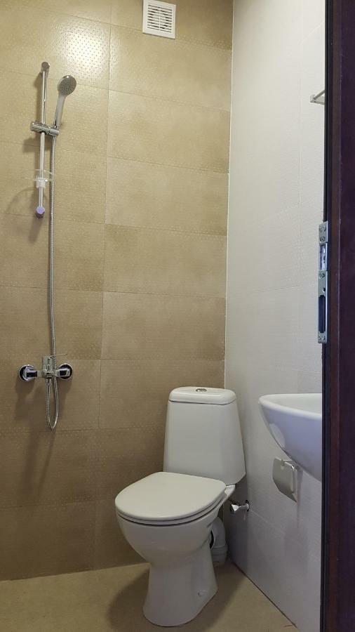 Guest House Luka Batumi Exterior photo